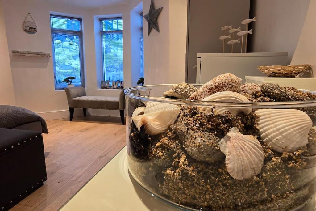 Welcome To The Beach House! Rhos-on-Sea Exterior photo